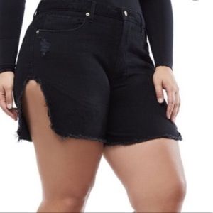 Good American The Bombshell High Rise Shorts